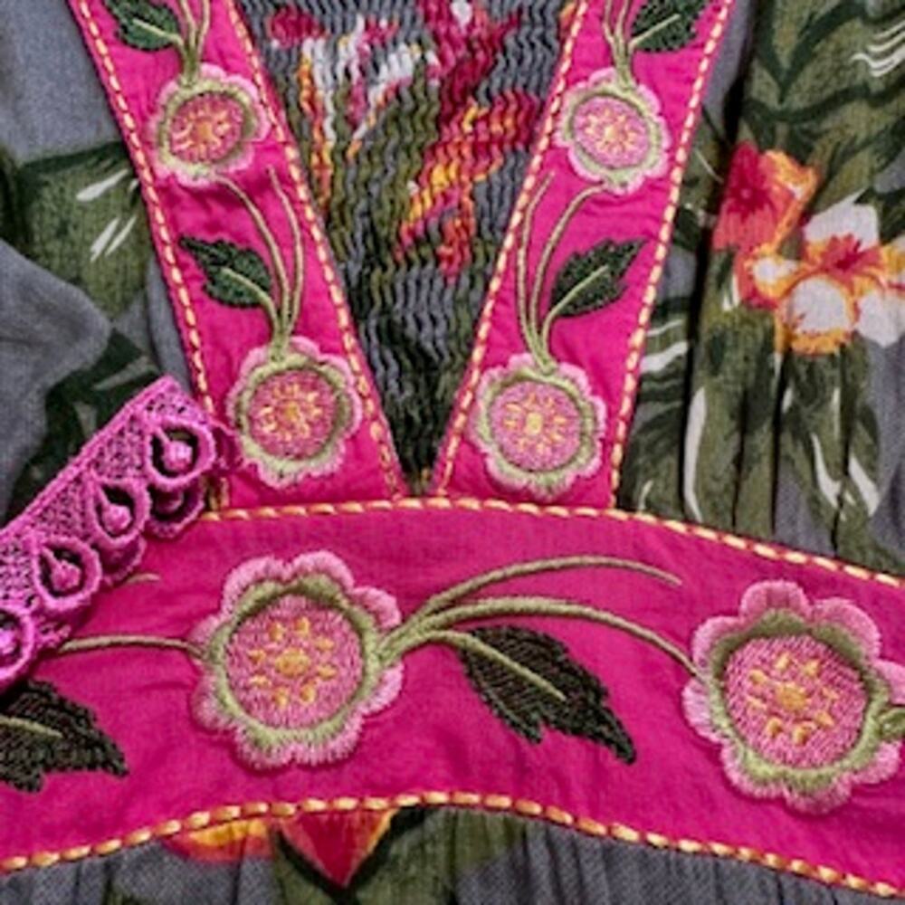 Summer Maxi Dress, Size M | Charlie Paige - Picture 5 of 9